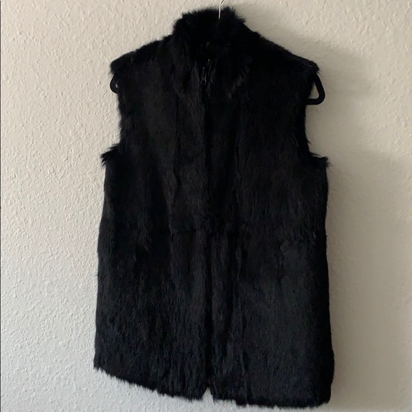 Fur vest - Picture 1 of 4